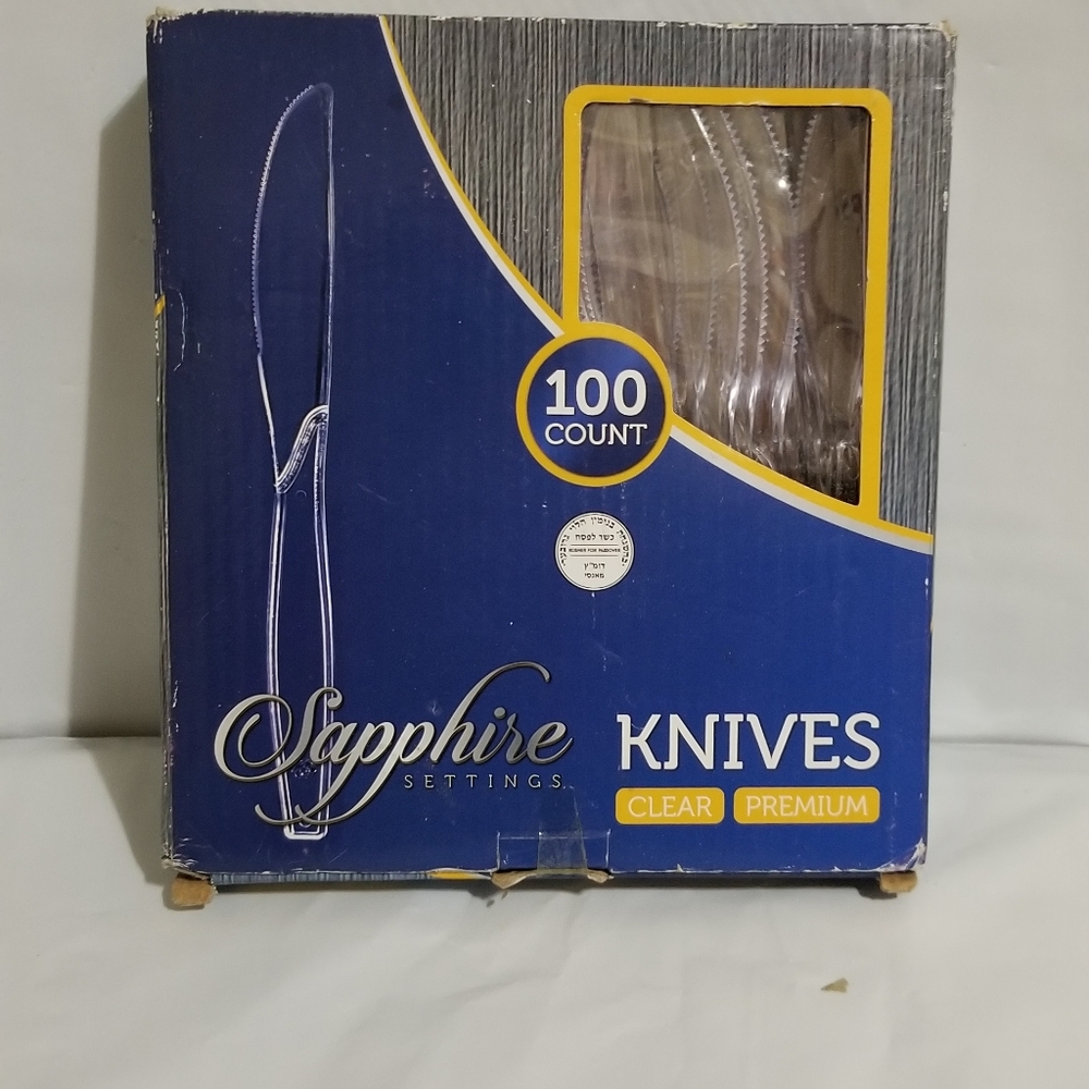 100 count sapphire plastic knives